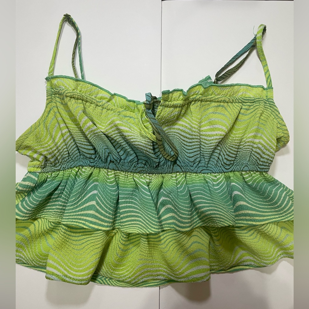 Wild Fable - tropical, flowy top